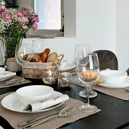 Διαμέρισμα Living Black Μπενσχάιμ